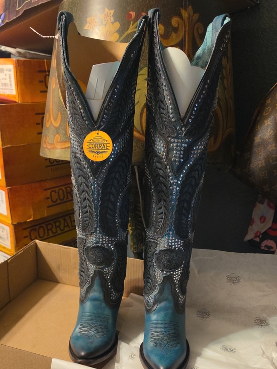 Corral Shoes - Corral Teal & Black Studded Western Boots